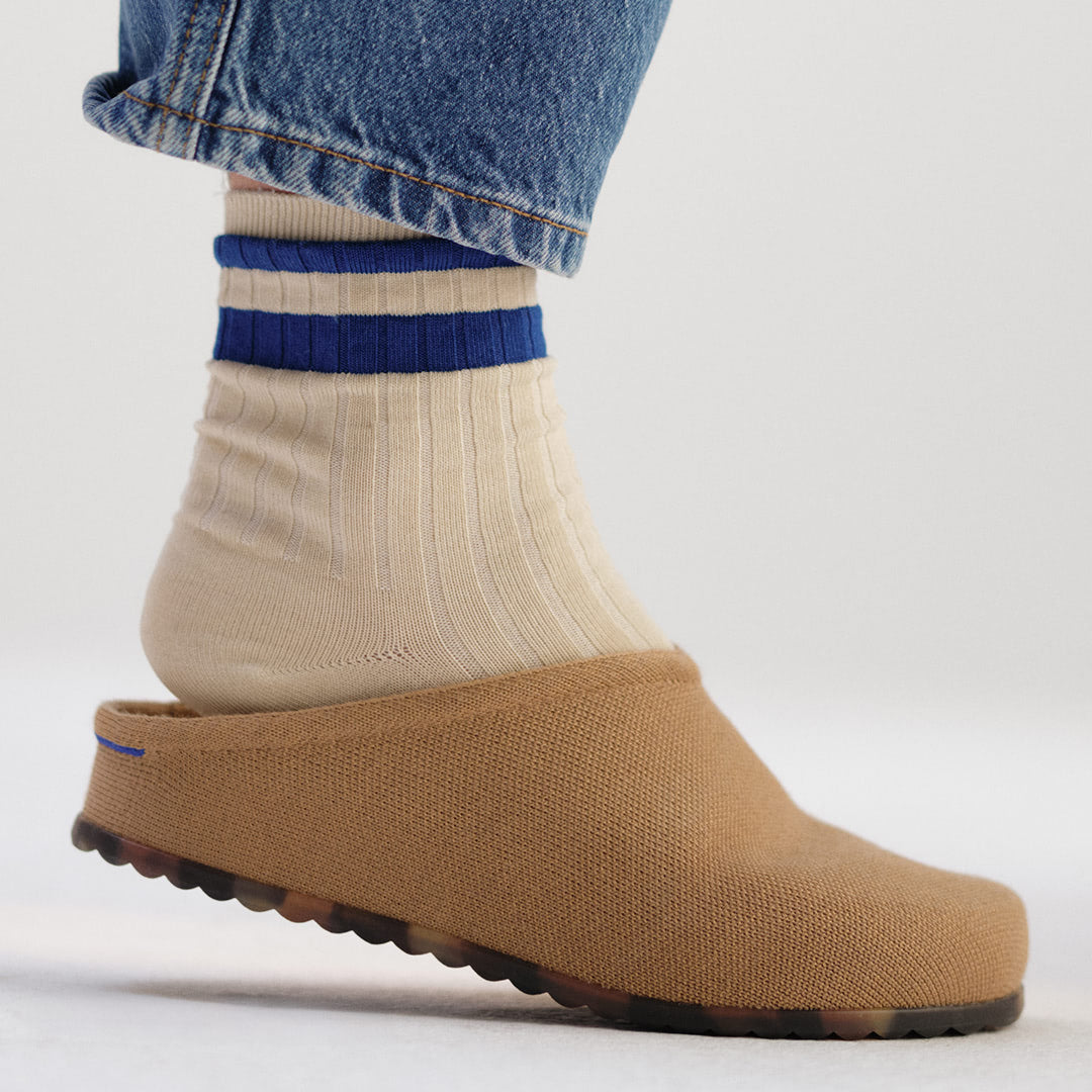 Close up image of The Casual Clog in Dune.